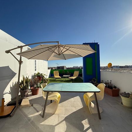 Petite Penthouse With The Sunniest Terrace In Valenciaアパートメント エクステリア 写真
