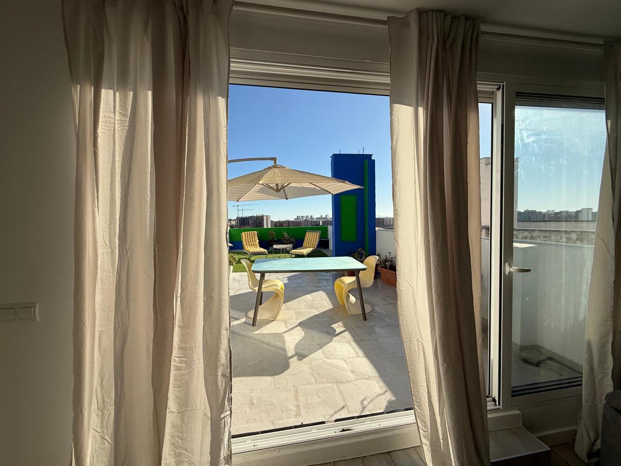 Petite Penthouse With The Sunniest Terrace In Valenciaアパートメント エクステリア 写真